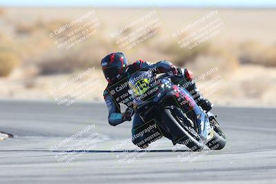 media/Jan-10-2025-CVMA Friday Practice (Fri) [[489e0da257]]/Group 4 and Trackday/Session 4 (Turn 16)/